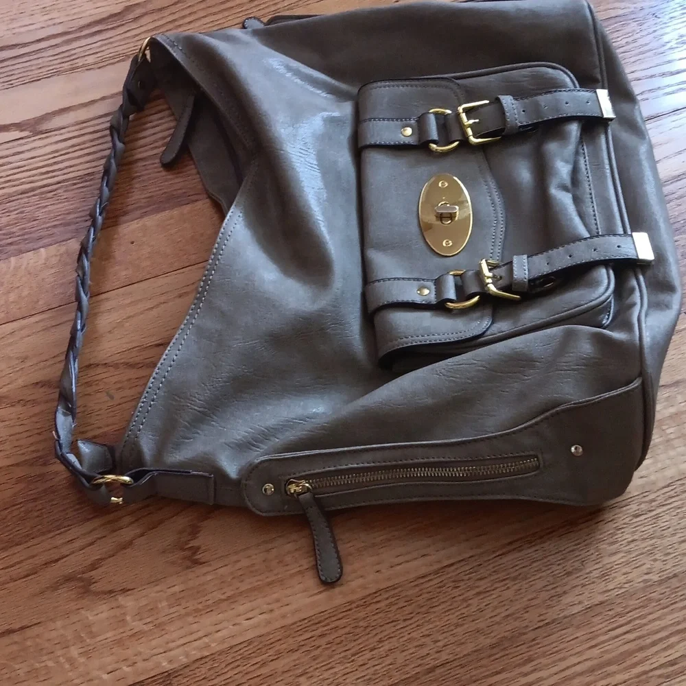 Urban Expressions 🩶 Roomy Gray Hobo Crossbody or  Shoulder Bag